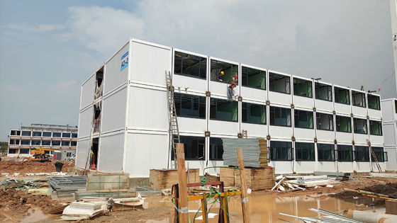 BOX SPACE Prefabrikasi lengkap dilengkapi dinding kaca yang dapat ditumpuk Rumah portabel Kontainer Rumah hotel prefabrikasi